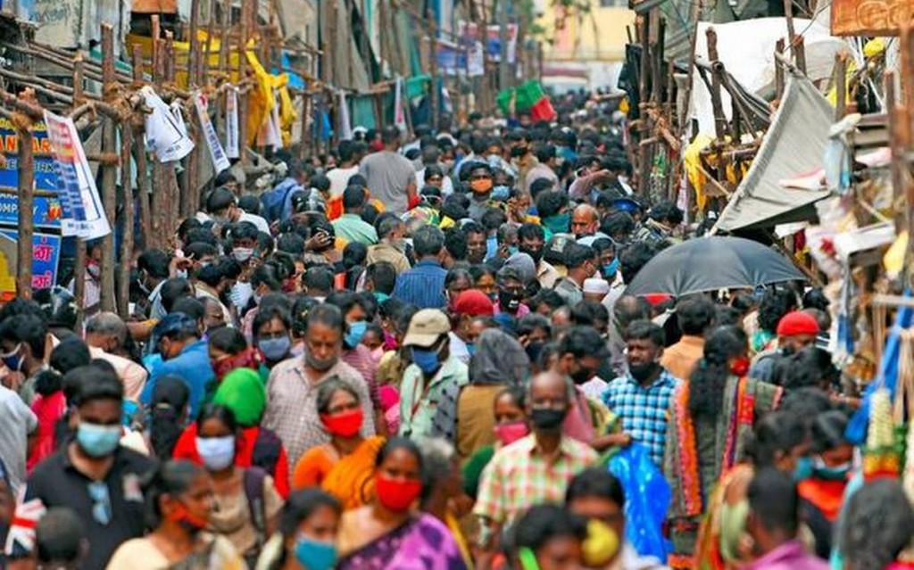 India gai anna mahu Covid vaccine dheyn fashanee