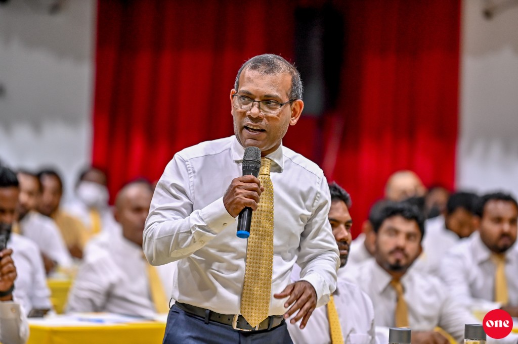 Threeline whip aa dhekolhah vote dheegen party in vaki nukuraane kamah unmeedhu kuran: Nasheed