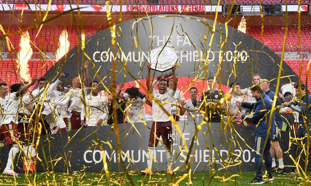 Liverpool balikoh, Arsenal inn Community Shield kaamiyaabu koffi