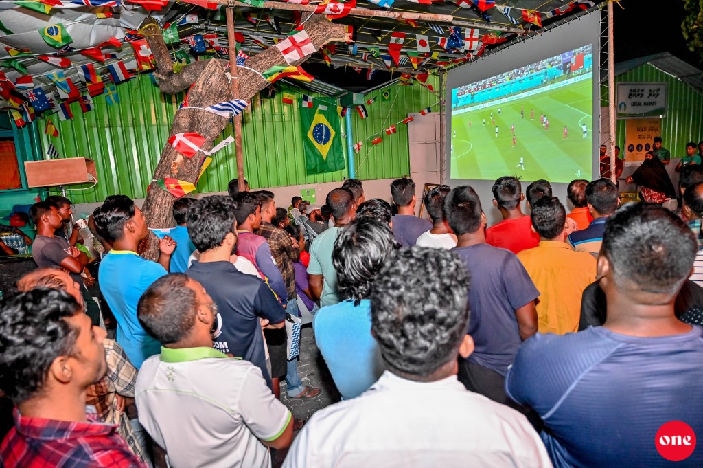 Dhivehin aai World Cup: Kuda kujjeh Maama eh kaafaeh thafaatheh neh, Emmenah ai eid eh