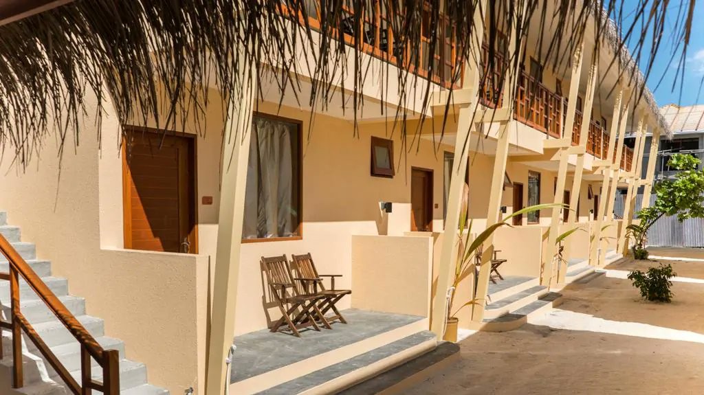 Guest house guideline: alaamaai fenna tourist in vaguthee gothun baithihbaane kotari guest house gai hunnan jehey