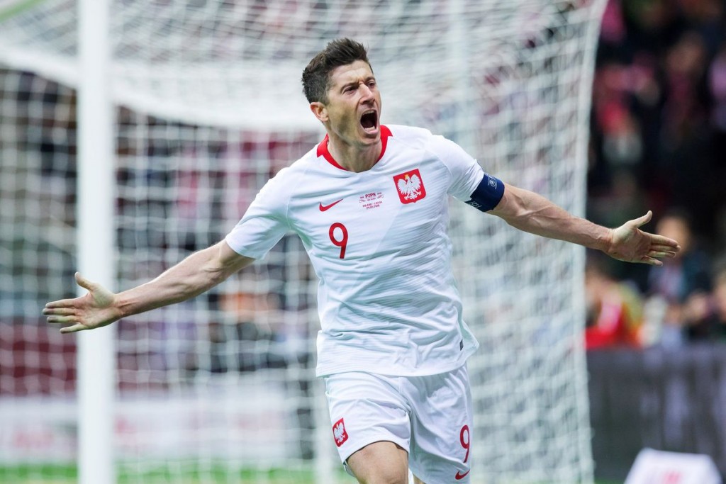 World Cup qualification gai Russia aa dhekolhah nukulheyne kamah Poland aai Sweden in bunefi