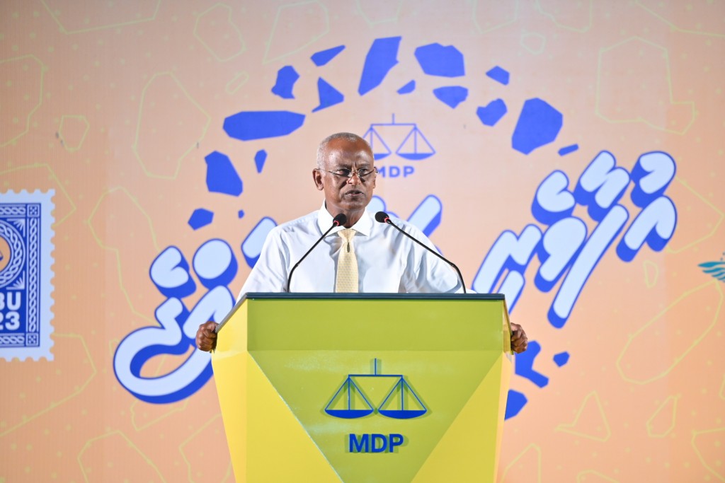 Kudhi rahthakaa gulhey gothun Muizzu dhehki vaahaka ah Raees ge rahdhu: Mi sarukaarun iskan dhenee rayyithunah!