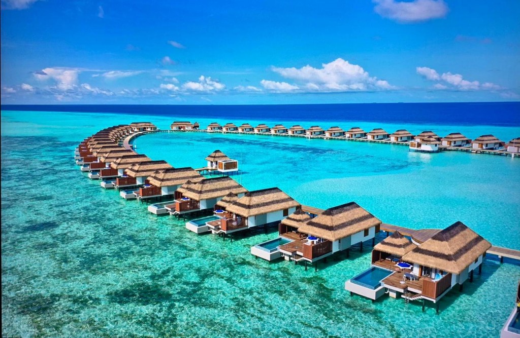Resort thakuge falhu sarahahdhu 1,000 meter ah ithurukoh, 500 meter ah 100,000 dollar dhakkan jehey goiy hadhaifi