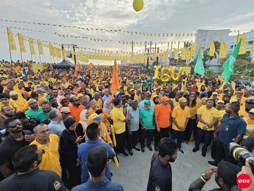 Campaign nimumah Raees Solih baiverivevadaigannavaa bodu hingaalun miadhu haveeru