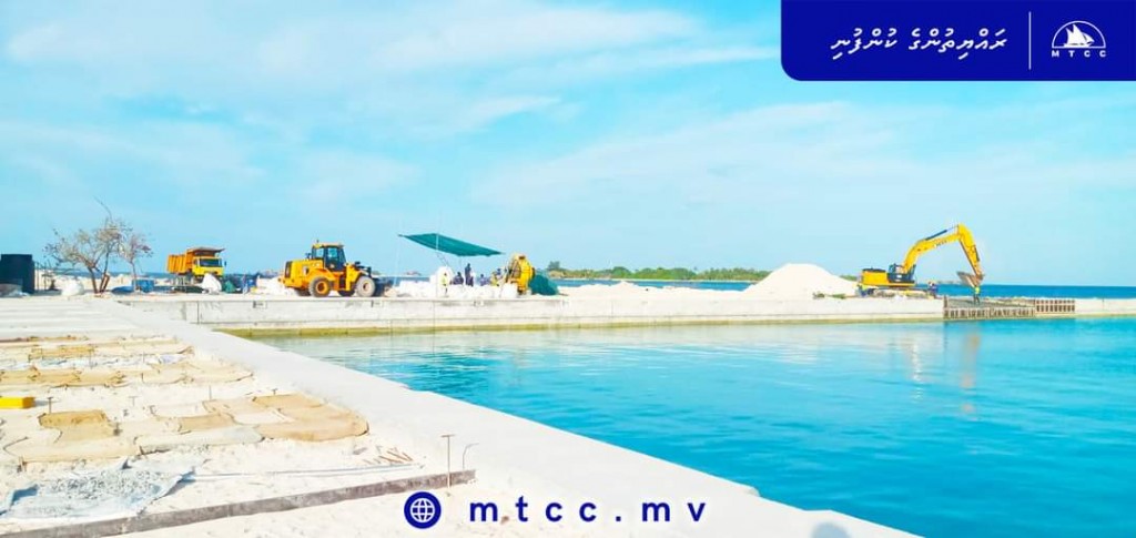 Hinnavaru ban'dharuge ehgamu thoshilumah beynunvaa gaa ethurumuge massahkaiy ninmaalaifi