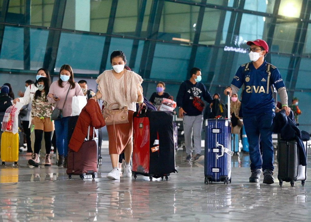 Indonesia scraps COVID-19 quarantine for overseas arrivals
