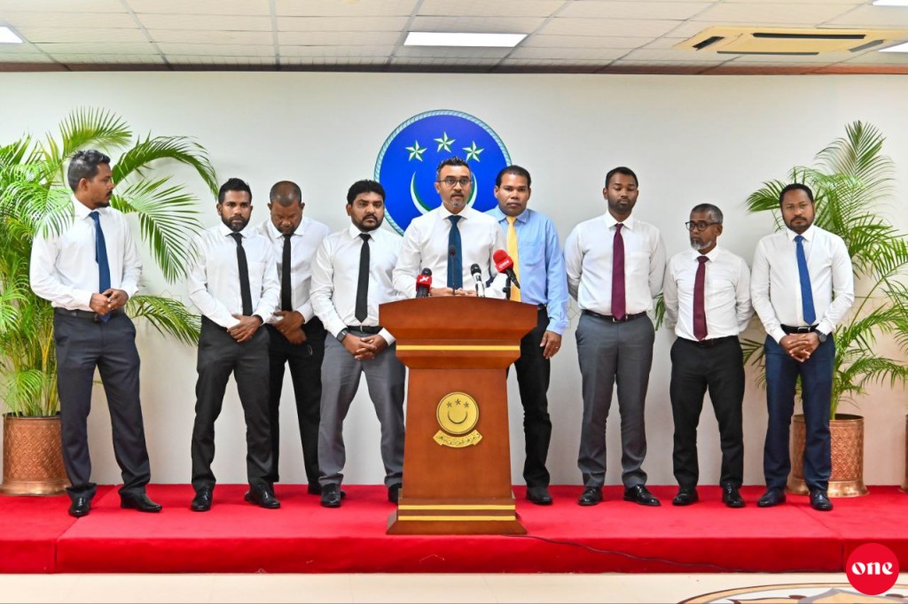 Majilis ge dhauru kurukoh 2 inthihaabu ekkollaa bill ge vote MDP inn boycott koffi 