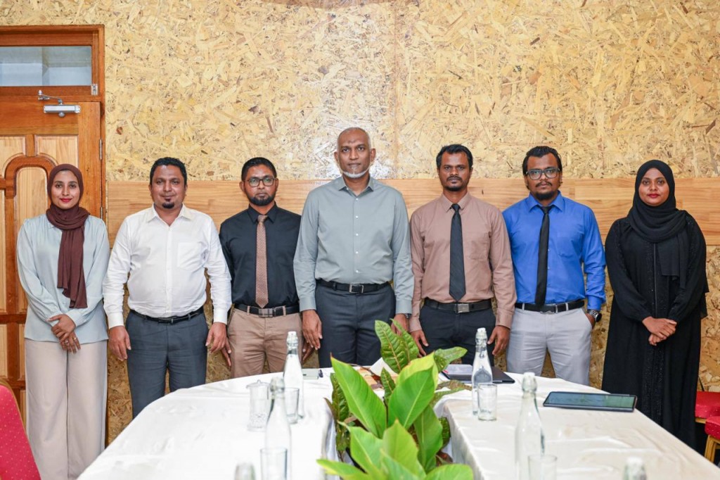 Himandhoo ge rah girumuge massala ah avas halleh hoahdhavaidhevvaane kamuge yageen kann Raees dhevvaifi