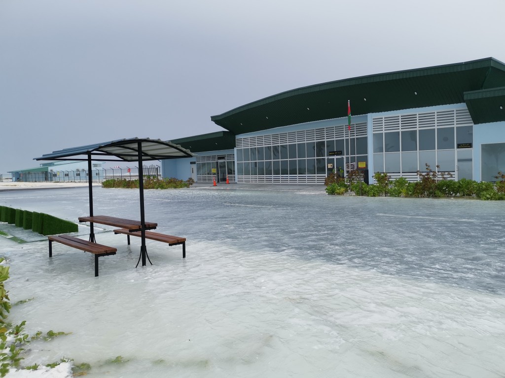 Hoarafuhtah udha arai rashashaai airport ah gellun thakehve, dhathuruthah medhukandaalaifi
