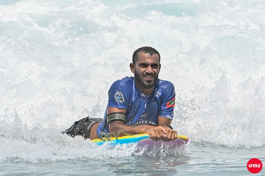 Rangalhu vaadhaeh koh Shaam kataifi, Amin junior baige quarter ah