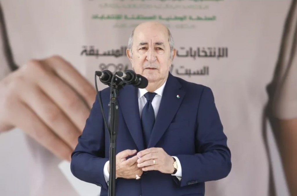 Adhuge dhuniye: Inthikhaabuge namugai Algeria gai beyvvunee charukeyheh!