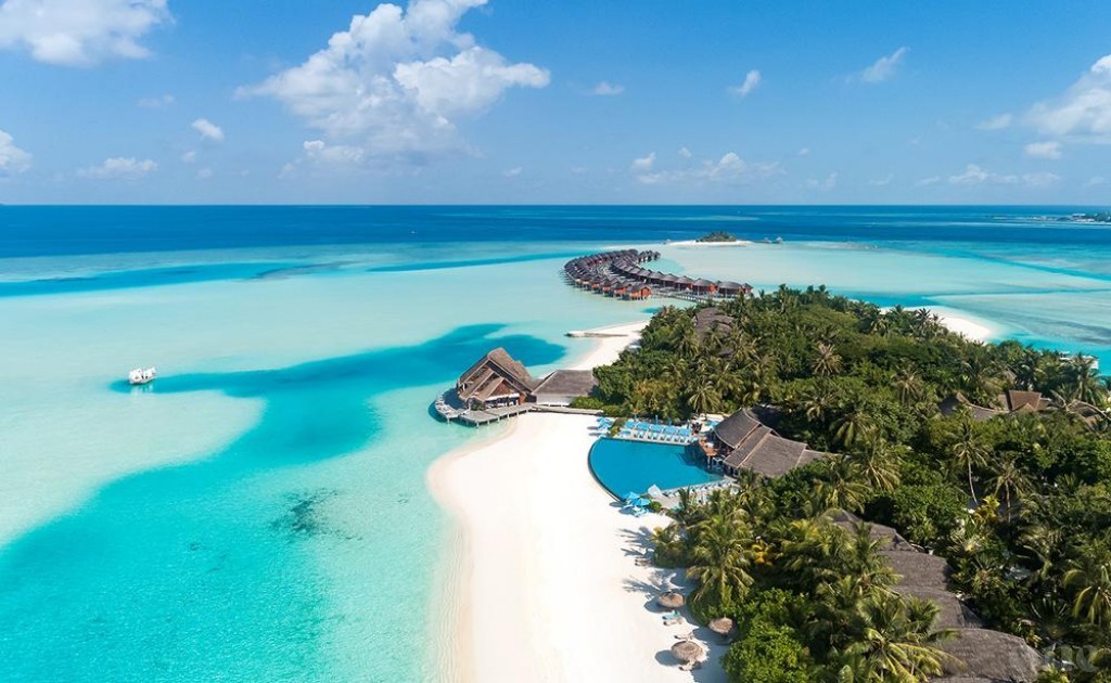 Anantara Dhigu under monitoring after two for locals and a foreigner suspected of COVID-19