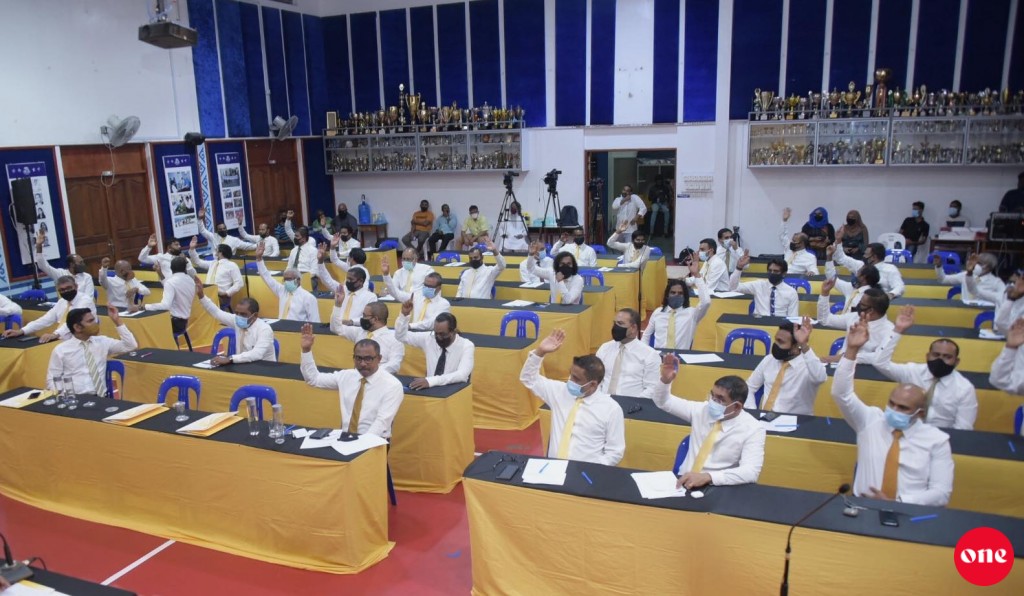 Dhaulathun MDP ah dhey faisaa dhaairaathakah dhookurumah e party inn ninmaifi