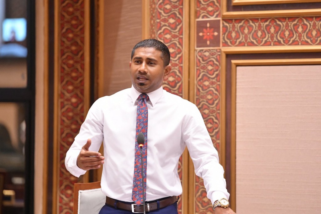 Yoga day ge security balahattan fuluhunah furihama mauloomaathu dhinin: Minister Mahloof