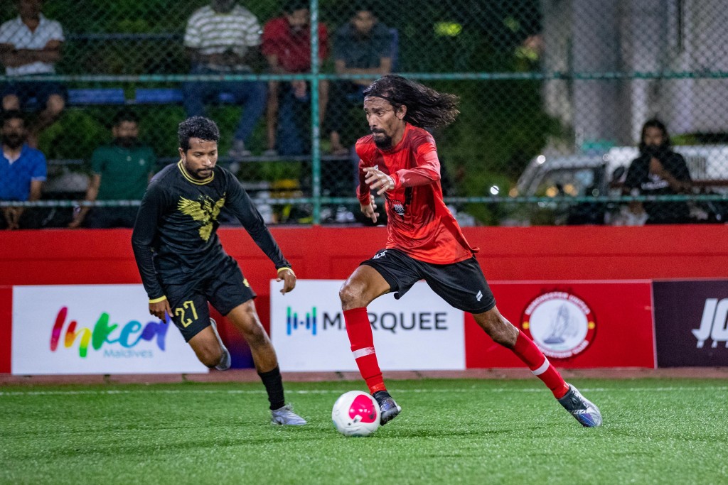 Calms aai Gan quarter aa dhimaalah, The One aai Rockz ah ummeedhu