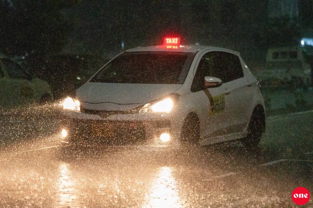 Kuriyah oiy 3 dhuvahu ves moosun goasvaathy samaaluvaan MET office in ilthimaaskoffi