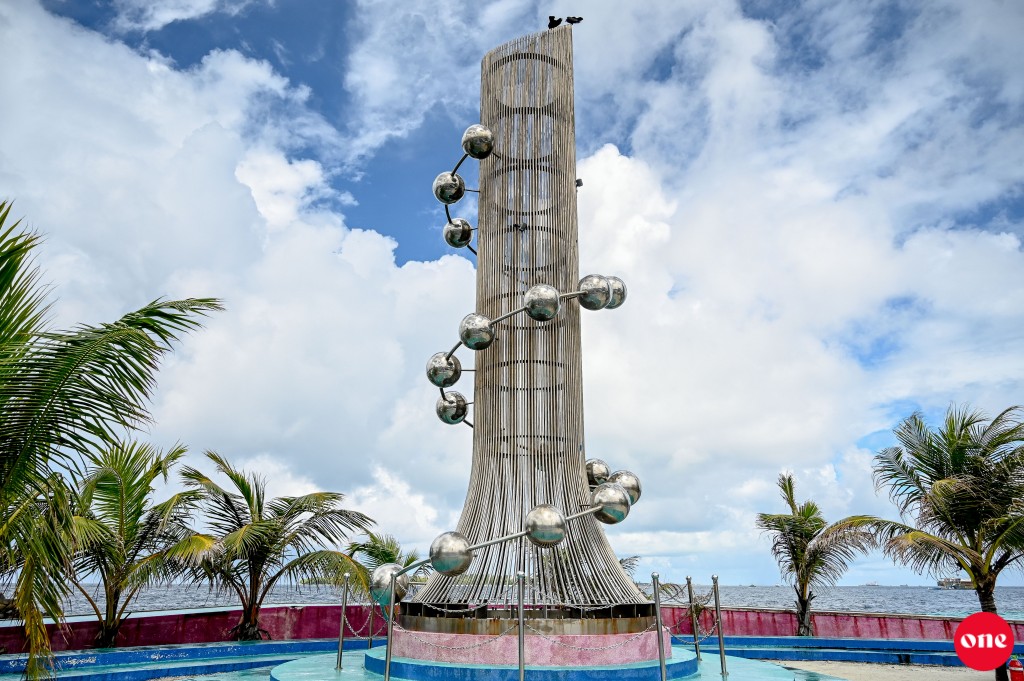 ONE Photo vaahaka: Kiyanee ehbbaivanthakamuge ramzey, fennanee halaakuve fundigendhaa ihumaaluge bodu manzareh!