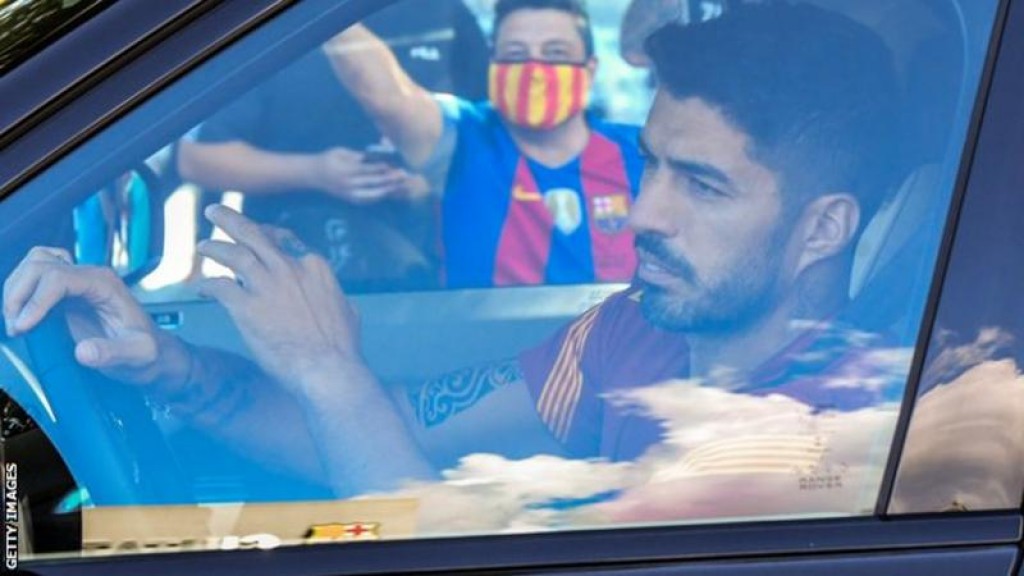 Suarez Barca dhookoh dhiyaee 