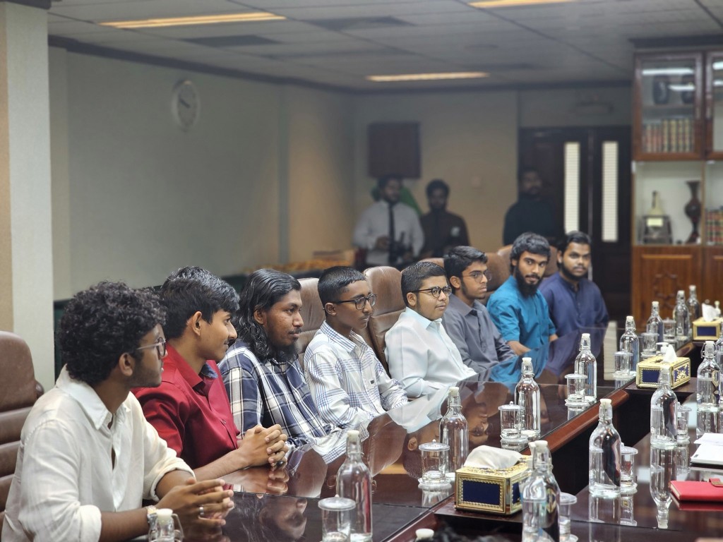Huthubaa kiyumuge huhdha nagan 100 zuvaanun kurimathilaifi