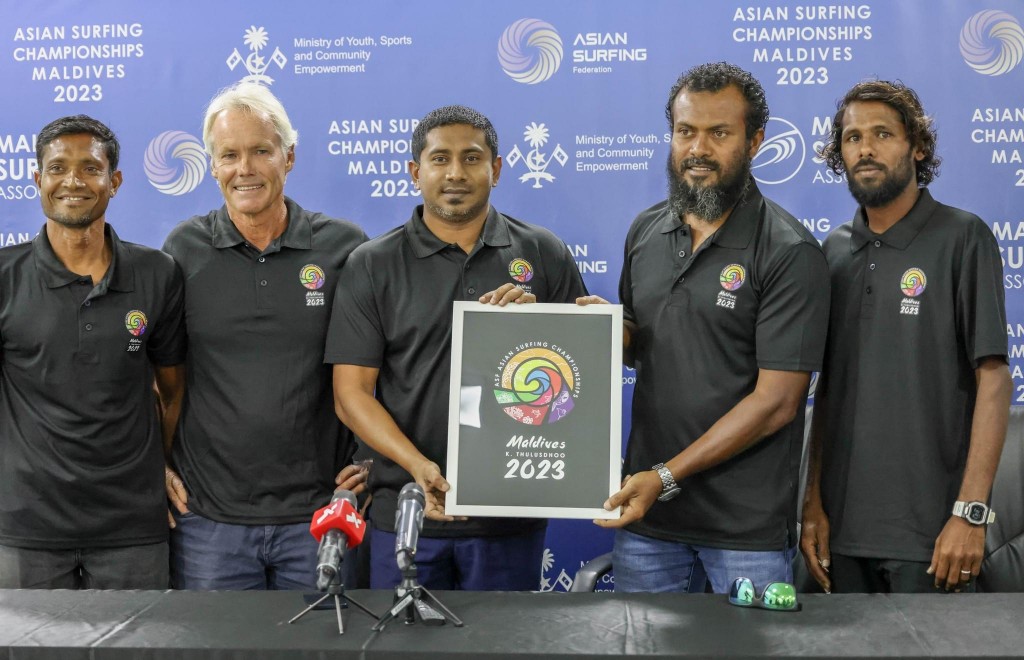Hiyygaimu logo akaaeku Asian Surfing championship rasmeekoh iulaanukoffi