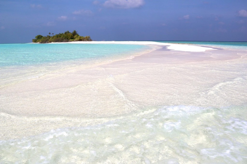 Dharavandhoo thila aai Innafushi sarahahdhu himaayaiy kohfi