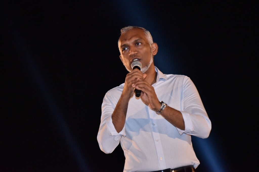Flat thah thalhaalaafai alun hadhai nimendhen ves ethanthan maraamaathu kohdheyn jehey: Muizzu