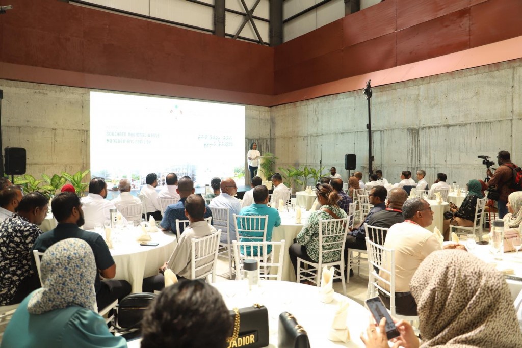 Dhuvaalaku 50 ton ge kuni manage kuraa plant eh Addu City gai gaaimu koffi