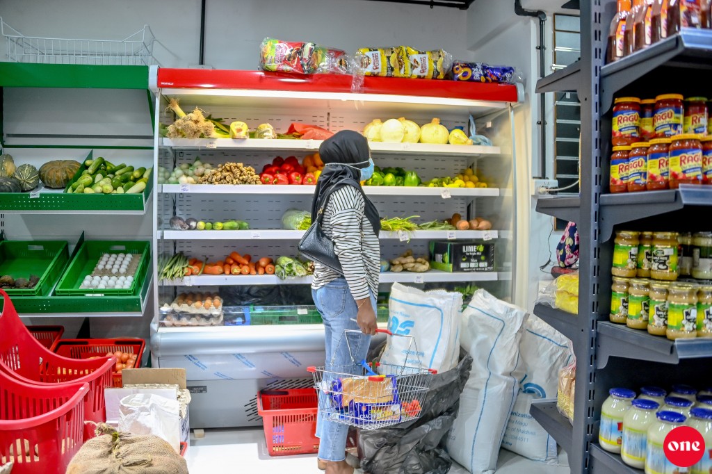 Roadha mahu fihaara thakaai cafe thah hulhuvaafai beheytteyne gadi thah aanmu kohfi