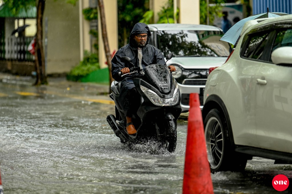 Kuriyah oiy dhuvas thakugai raahjjeyge hurihaa hisaabakah vihssaara kuraane: MET