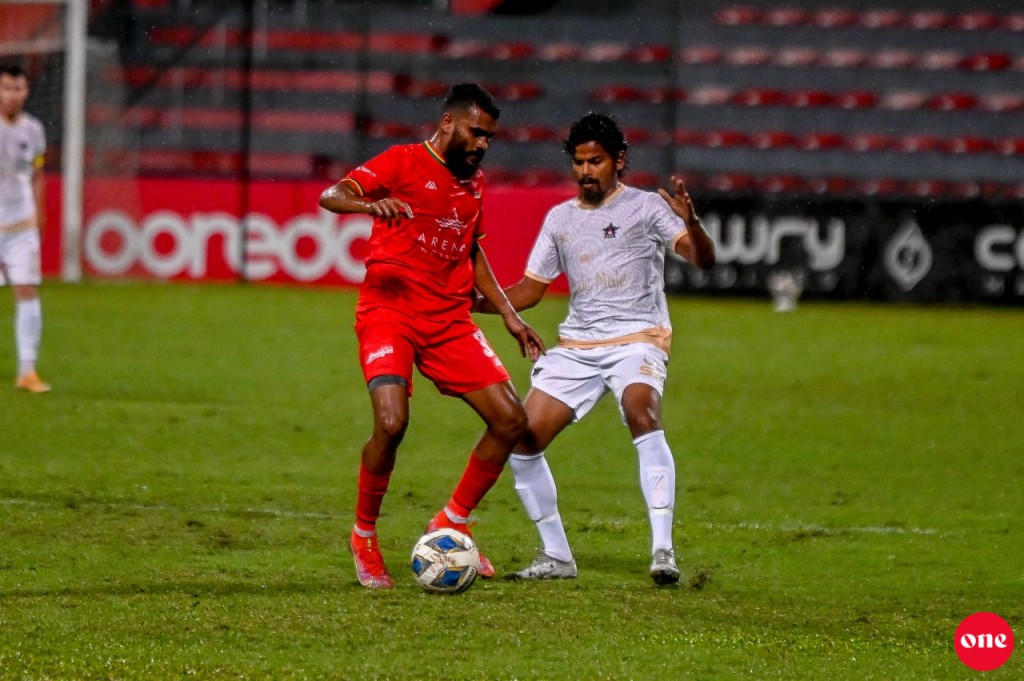 League qualification: SUS ah rangalhu feshumeh, hiyvarukoh Teenage inn Da Grande aa evvaru koffi