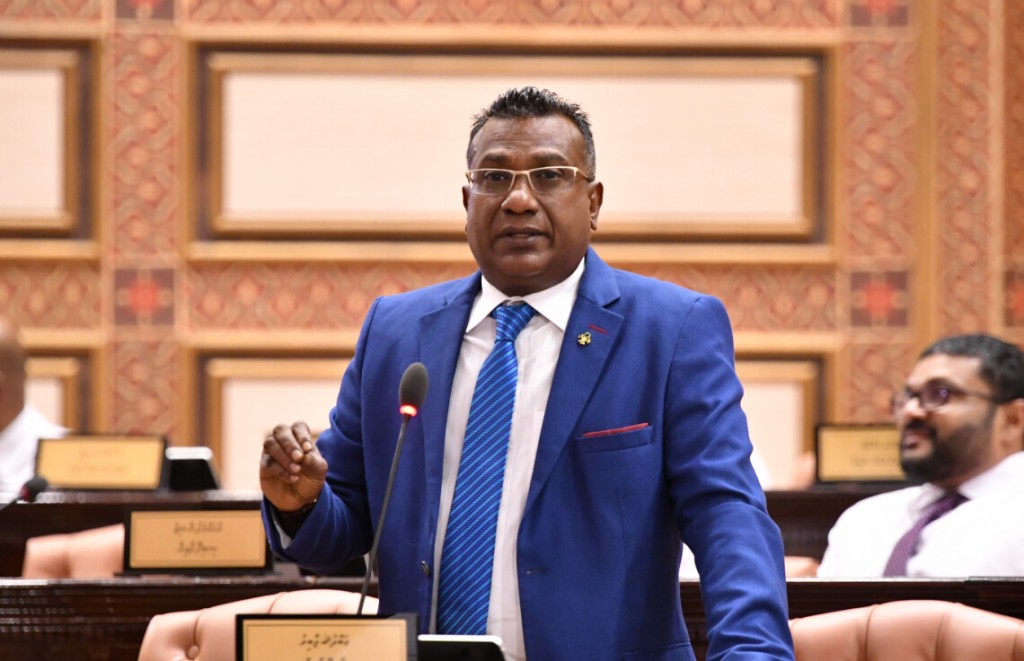 Raajjeygai marijuana hudhdha kuran govaalai Jaabir dhekkevi vaahaka riyaasathun Afeef nuhuttuvi
