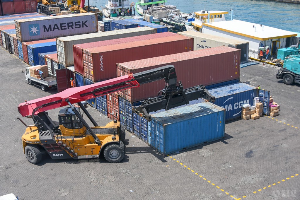 November mahu Import aai export ves dhashah