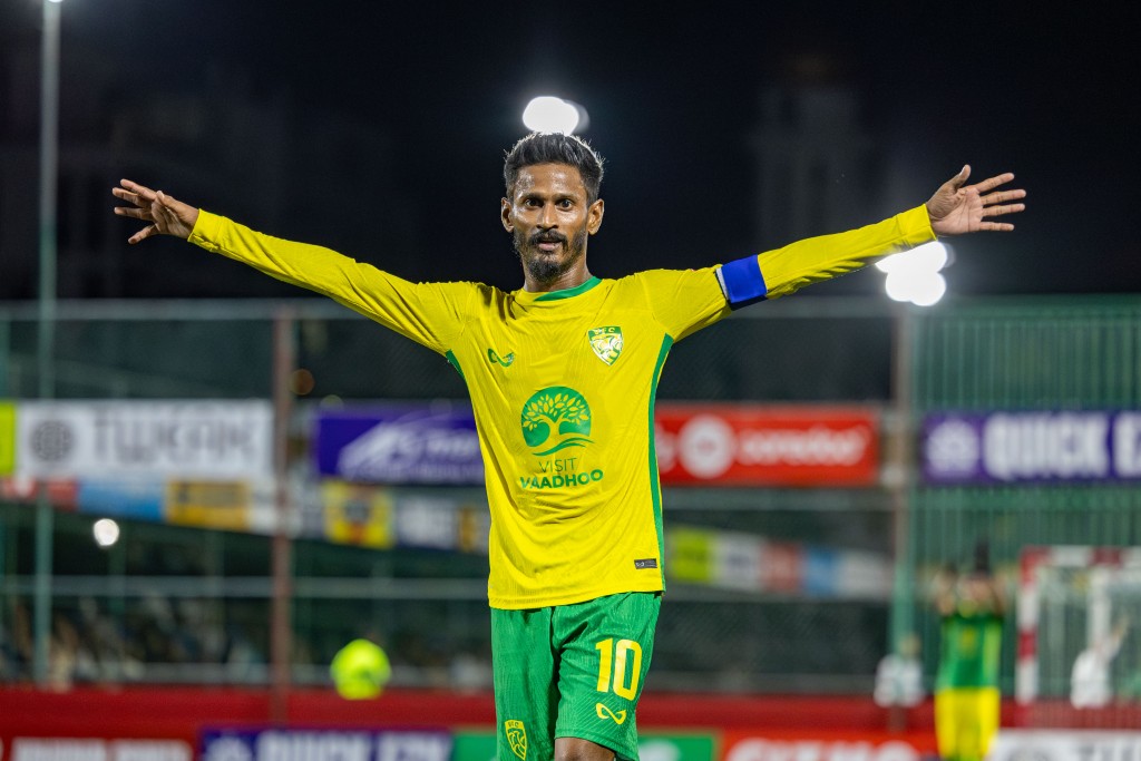Vaadhoo in Fiyoari kolhah 11 goal, Madavelin Thinadhoo balikoffi