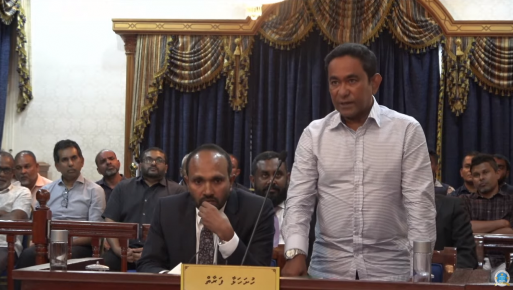 Dhaulathun amalukuraa gothun alhuganduge nafsaanee massalaeh ulheneebaaey hitha araa: Yaameen
