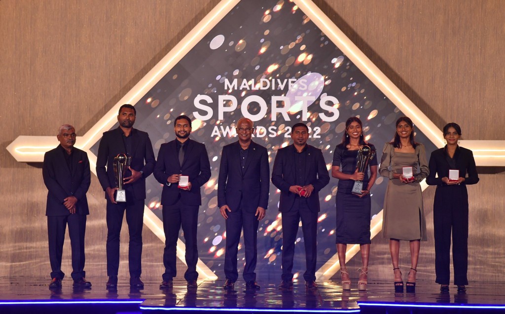Emme molhu anhen Athlete akah Naba, firihen athlete akah Saaid