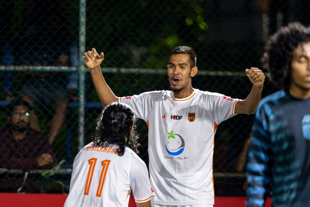 Hirilandhoo atoll semi ah, Champion Thimarafuttahves 2 vana molheh