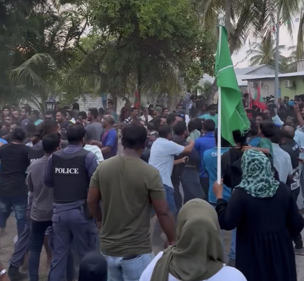 Futsal match akah fahu bodu hama nujehumeh, gina bayakah bodethi aniyaa thakeh!