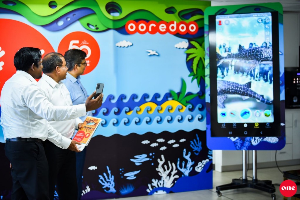 Raajjeyge reethi dhirunthah dhakuvaidhey Ooredooge 2022ge Calender ifthithaahu koffi