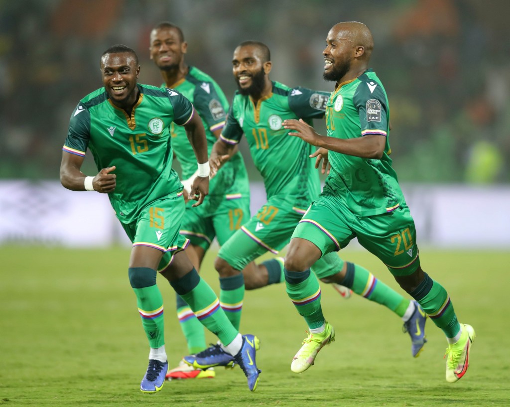 Hairaan kuruvanivi natheejaa eh, alah vaadhakuri Comoros in Ghana katuvaalaifi