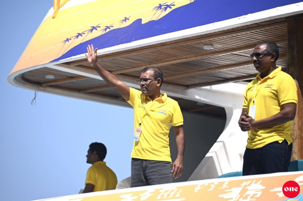 4 city ge mayor kamaa eku 1000 gondi kaamiyaabu kuraanan: Nasheed