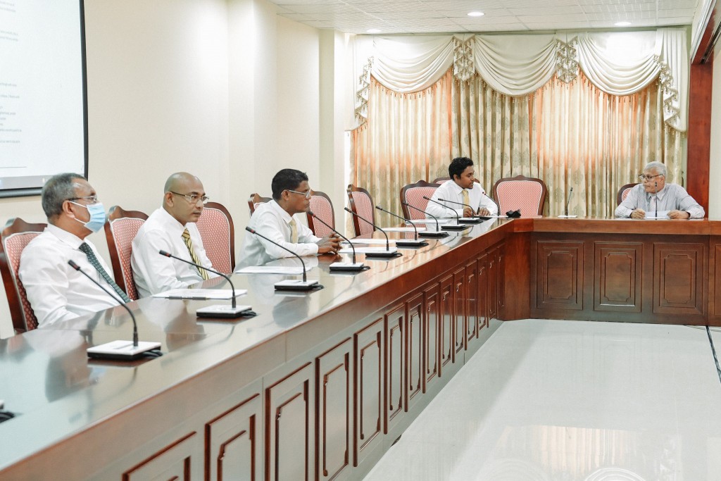 Philippines gai haalugaijehunu dhivehinge haalathu balai kankan hallukodhdhinumah haarijee Committee inn nimmaifi