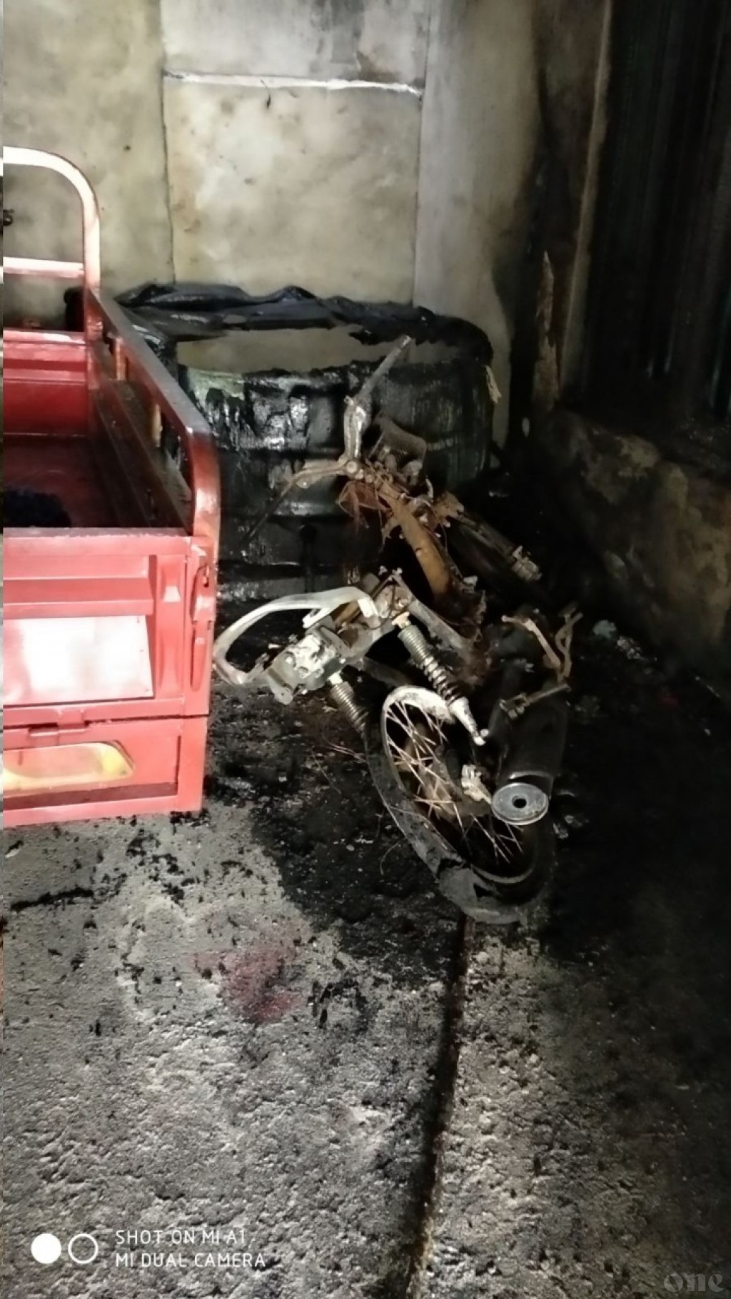 Police: Fire at Kulhudhuffushi Kakaage caused by arson on motorcycle