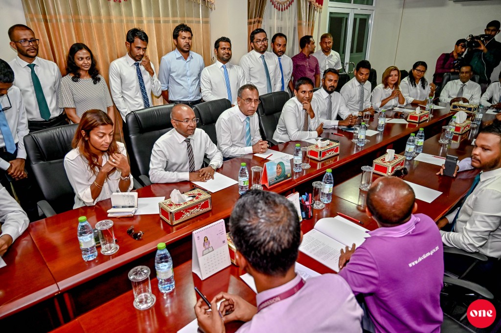The Democrats registry kuran maadhamaa hushahalhanee