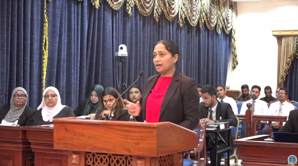 Inthihaabee Raees huvaa nukureveyne evves haalatheh meduverih nuvaane: Dhaulaiy