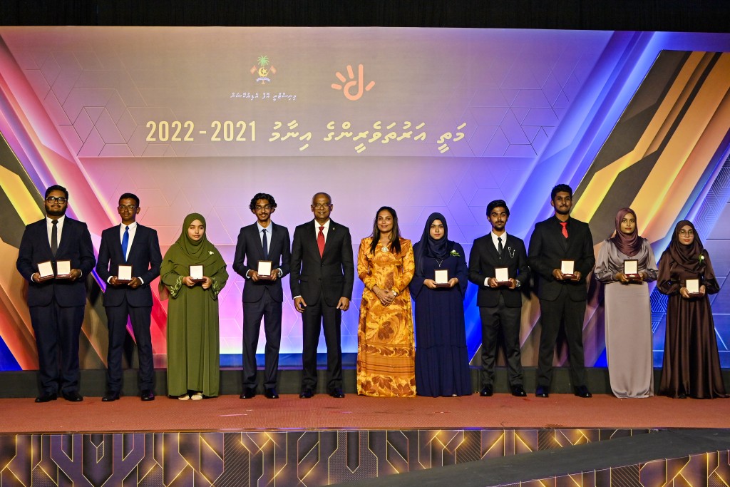 One Photo: Top Achievers Award