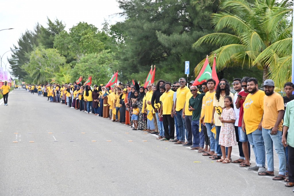 Thinadhoo gai dhamaali reendhoo dhigu safuge roohu othee ''ehburun mikan ninman''!