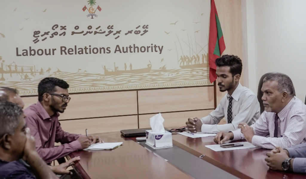 Roadha inaayaiy nulibeynama, shakuvaa hushahelhumah edhijje