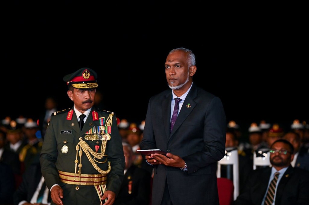 Mass ainthah faahaga kohdhey application, ''Ras'ain'' ifthithaahu koffi
