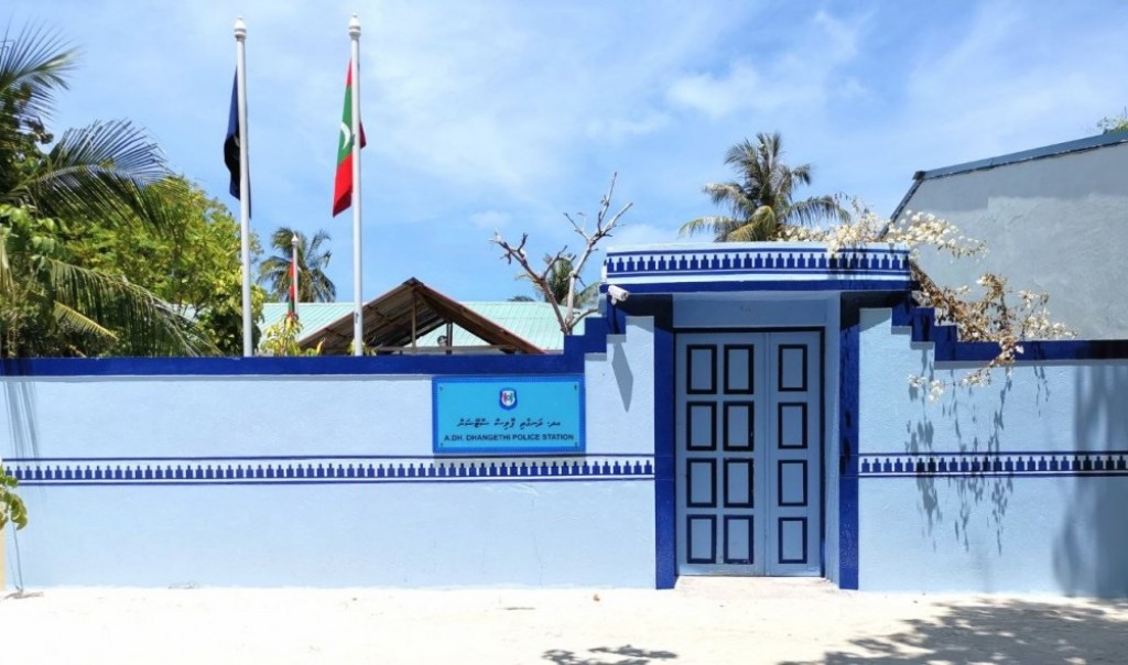 Olhuvaalaigen fathuruverin thakehge athun athuli 16000 ahvvure gina rufiyaa hoadhai havaalu koffi